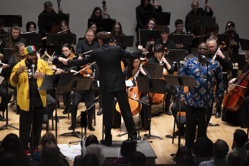 A.D. Carson with the Charlottesville Symphony :: Image by Joyce Boghosian 