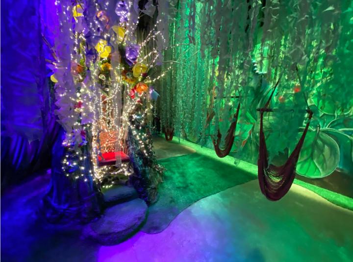 Looking Glass at IX PARK